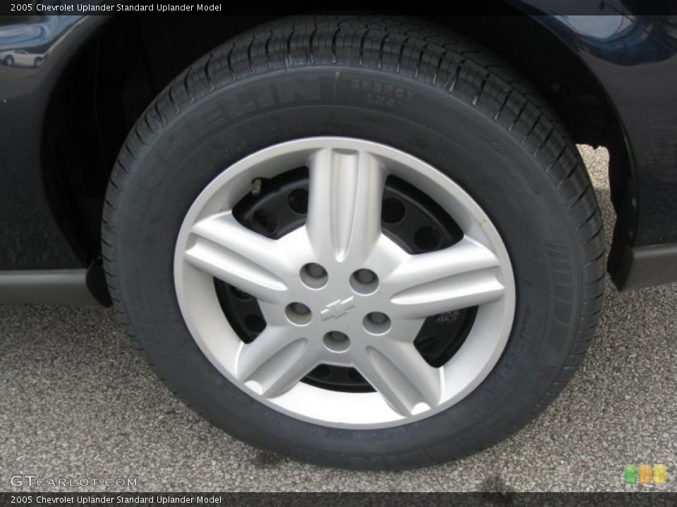 2005 Chevrolet Uplander  Wheel and Tire Photo #39154521