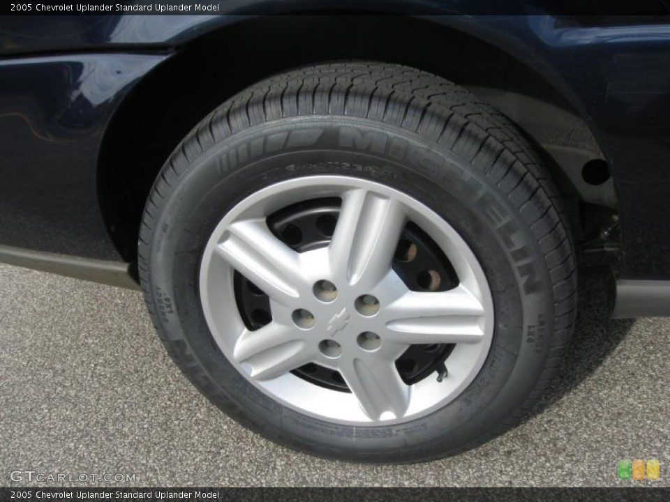 2005 Chevrolet Uplander  Wheel and Tire Photo #39154533
