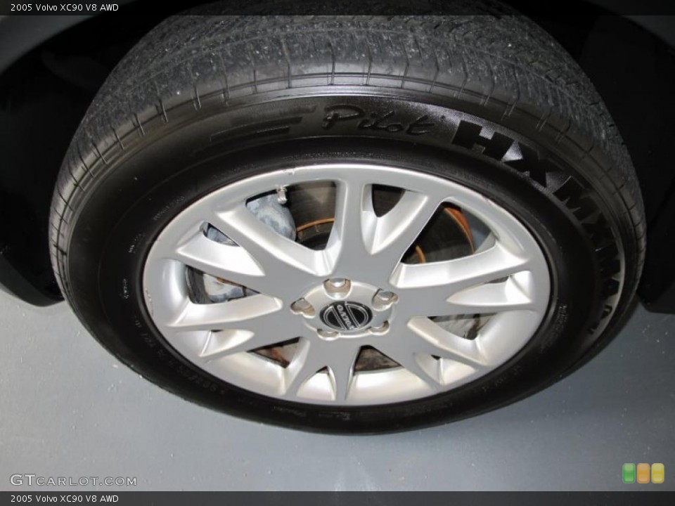 2005 Volvo XC90 V8 AWD Wheel and Tire Photo #39161486