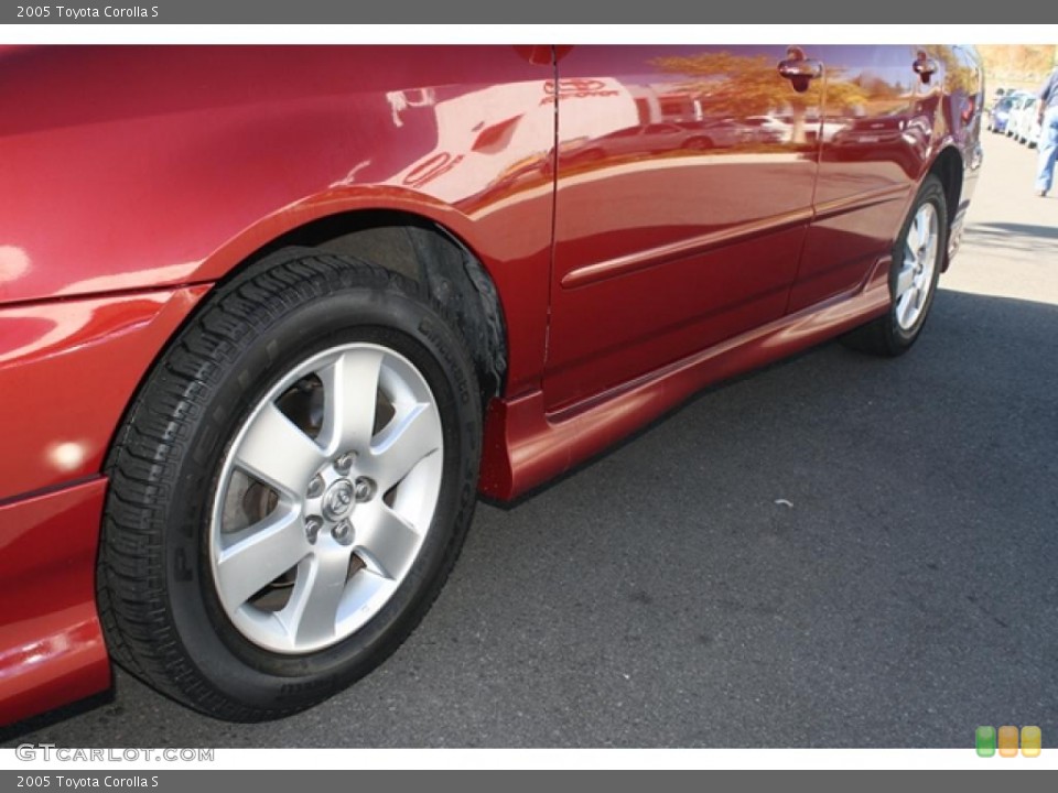 2005 Toyota Corolla S Wheel and Tire Photo #39164914