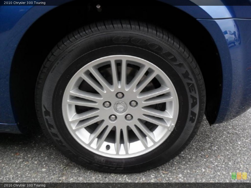 2010 Chrysler 300 Touring Wheel and Tire Photo #39181487