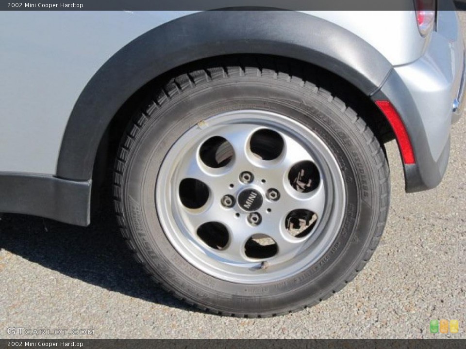 2002 Mini Cooper Hardtop Wheel and Tire Photo #39185019