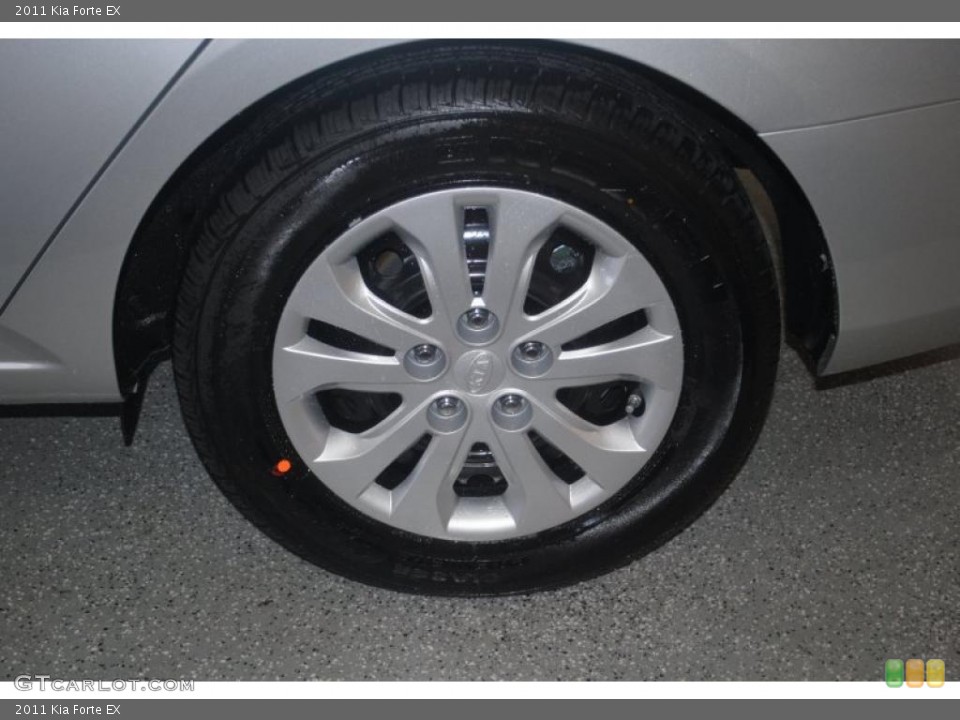 2011 Kia Forte EX Wheel and Tire Photo #39198303