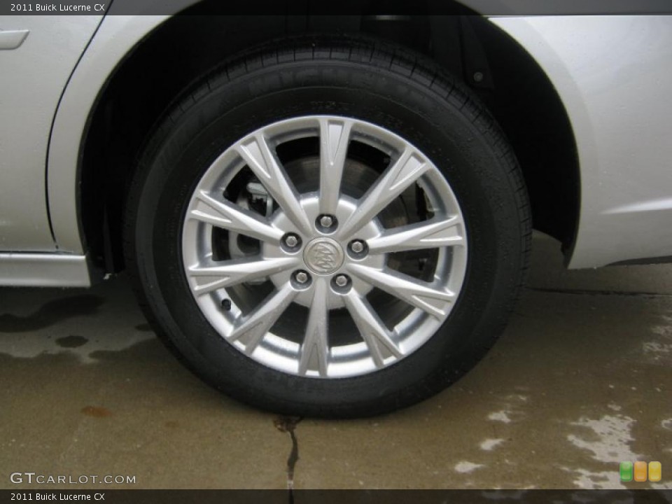 2011 Buick Lucerne CX Wheel and Tire Photo #39201999