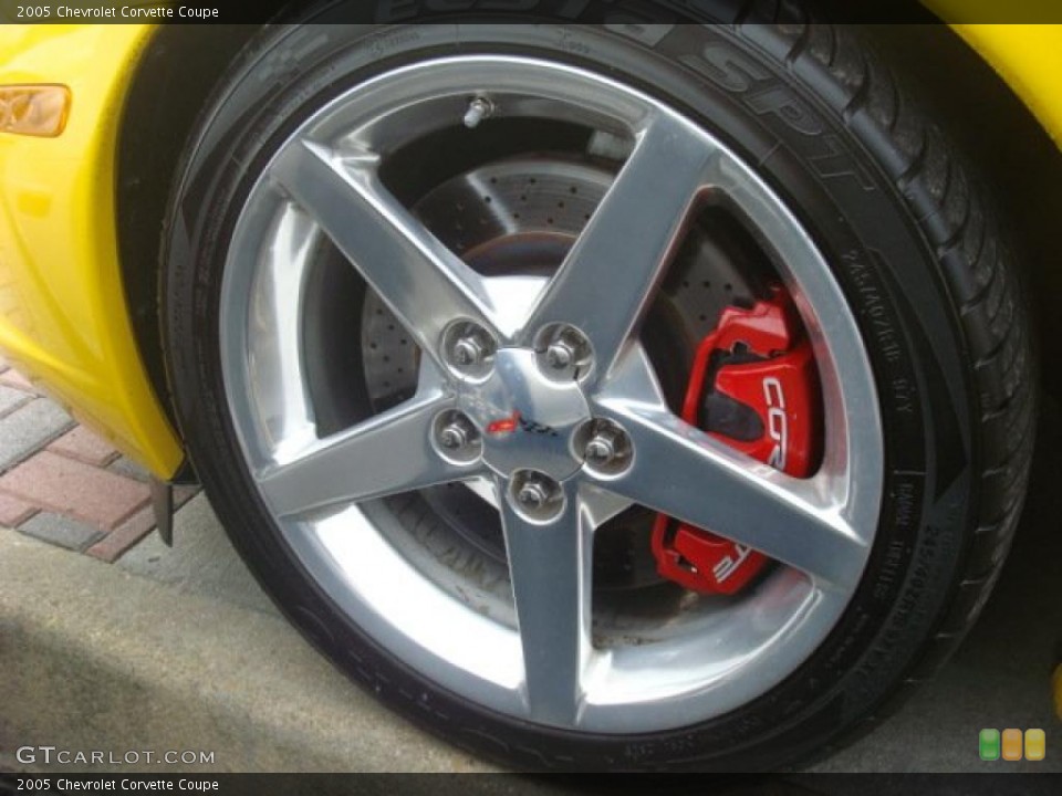 2005 Chevrolet Corvette Coupe Wheel and Tire Photo #39205366