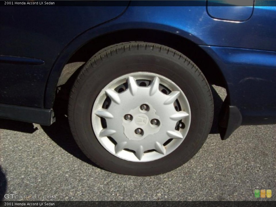 2001 Honda Accord LX Sedan Wheel and Tire Photo #39216645