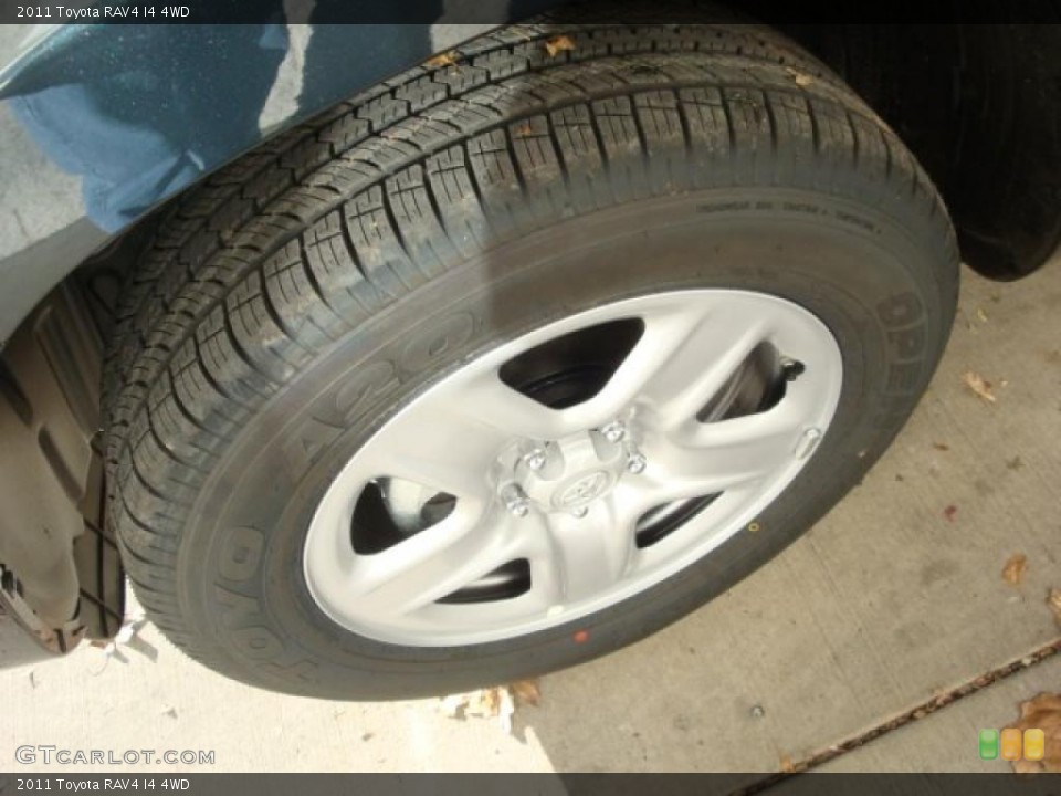 2011 Toyota RAV4 I4 4WD Wheel and Tire Photo #39220574