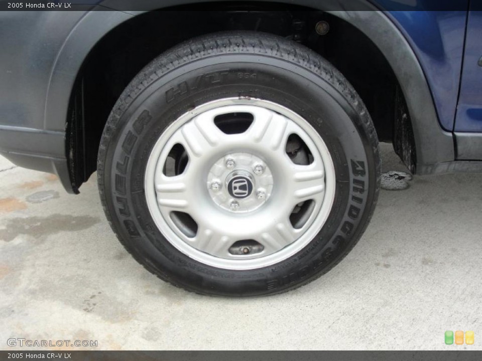 2005 Honda CR-V LX Wheel and Tire Photo #39230318