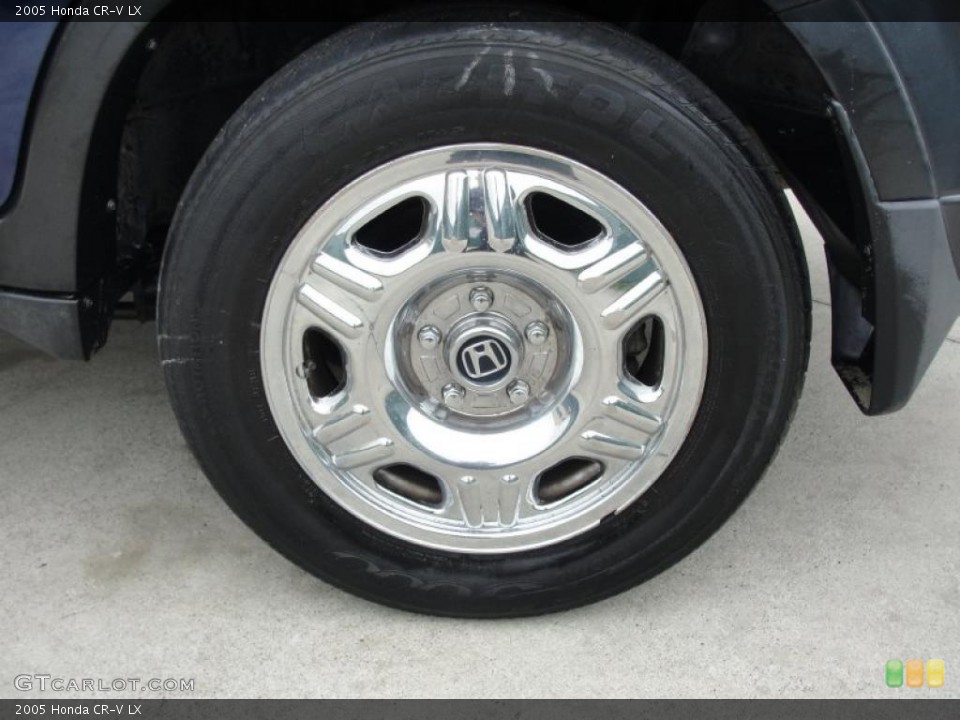 2005 Honda CR-V LX Wheel and Tire Photo #39230330