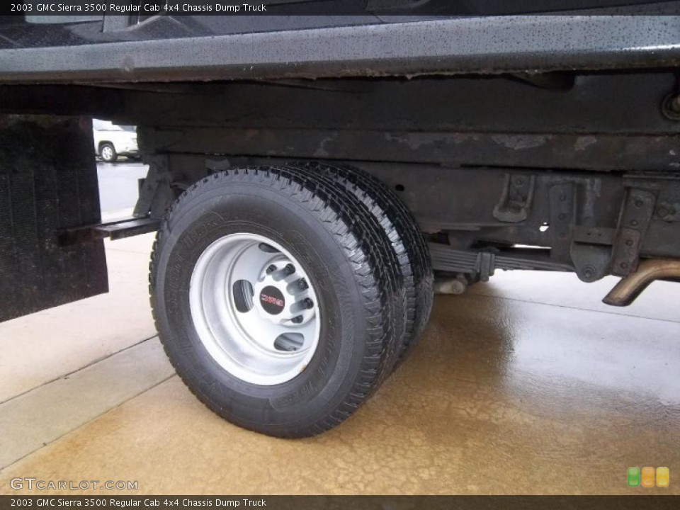2003 GMC Sierra 3500 Regular Cab 4x4 Chassis Dump Truck Wheel and Tire Photo #39241102