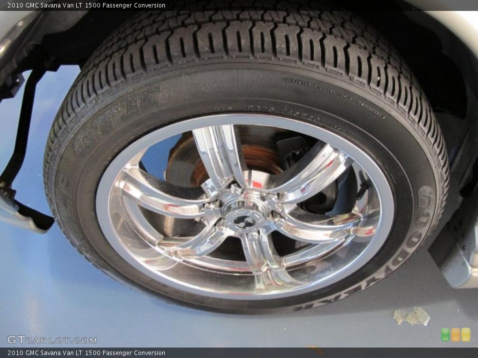 2010 GMC Savana Van Custom Wheel and Tire Photo #39271475