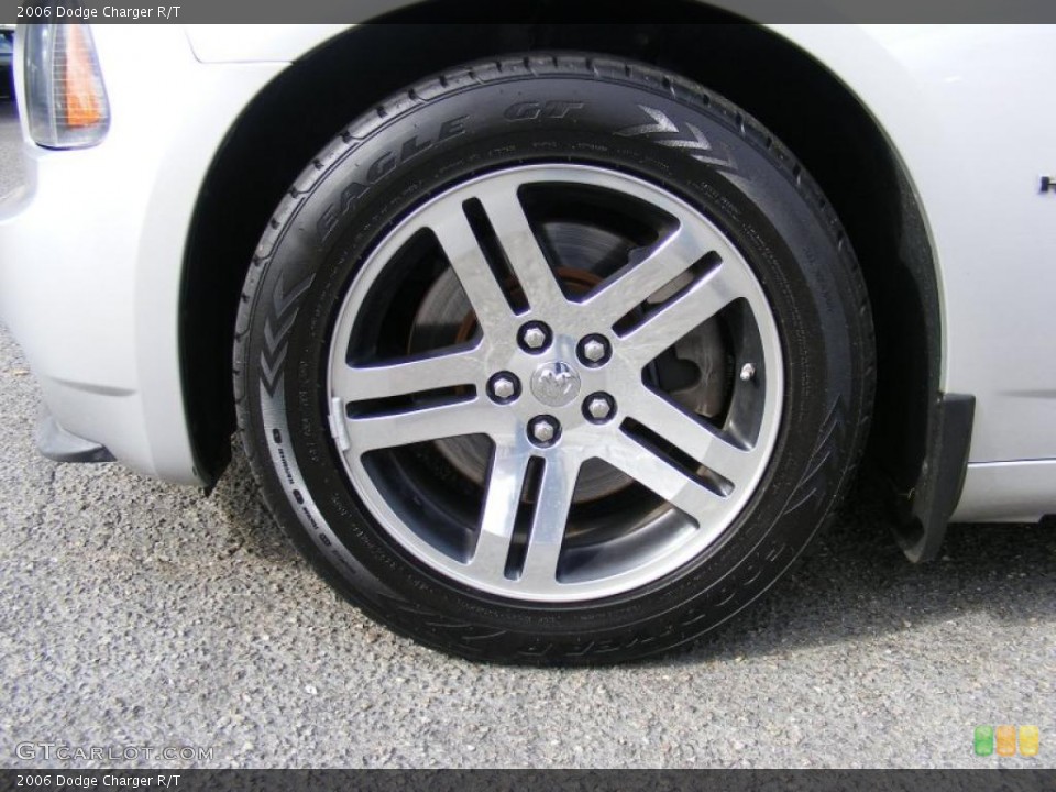 2006 Dodge Charger R/T Wheel and Tire Photo #39281619
