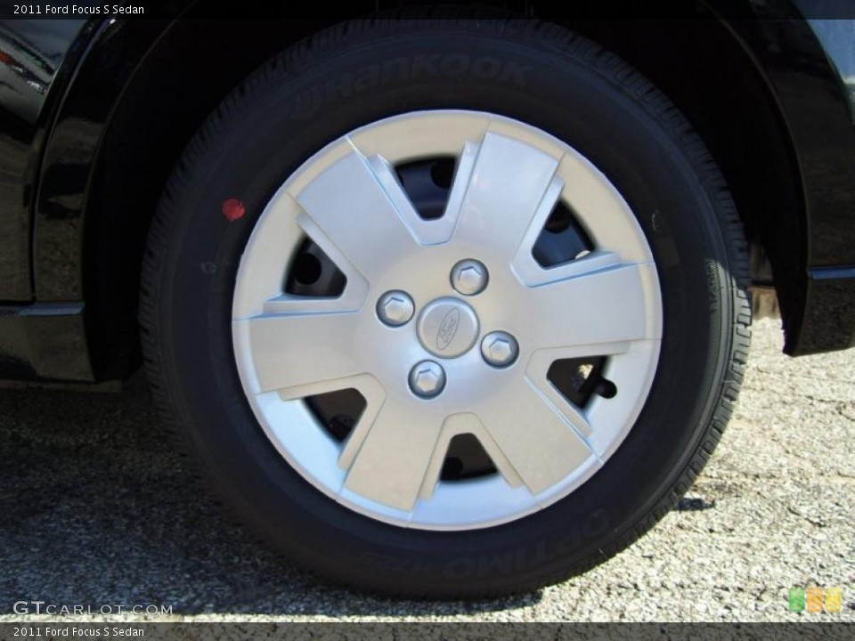 2011 Ford Focus Wheels and Tires