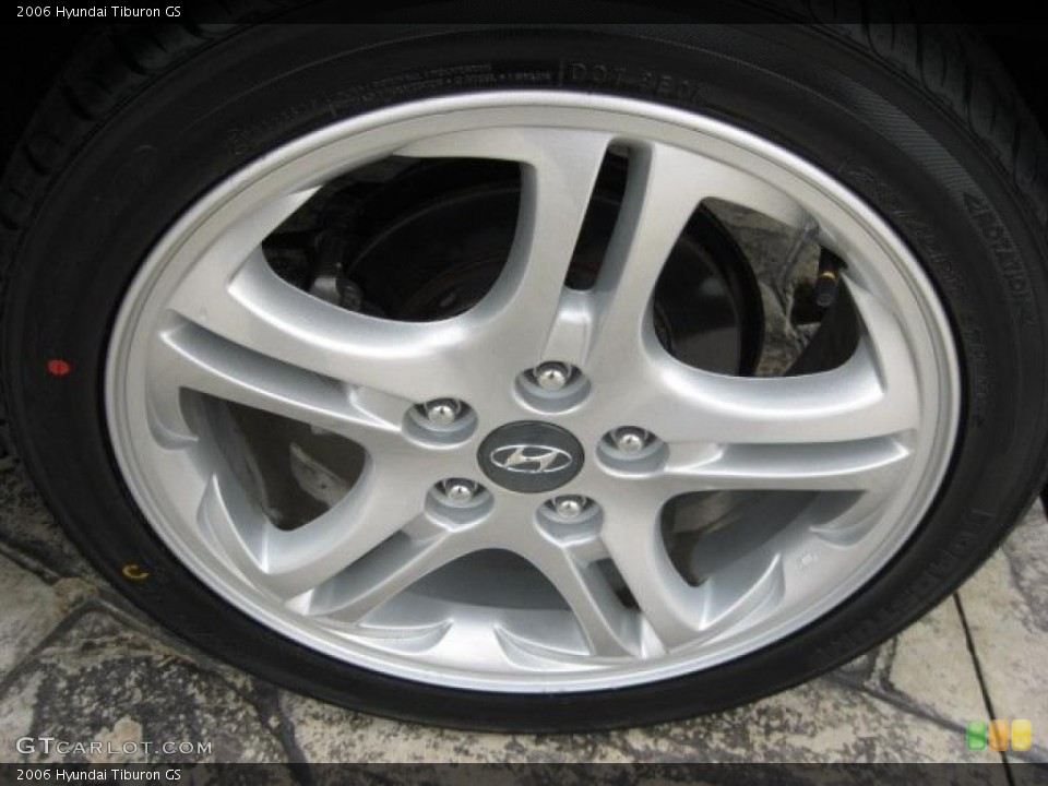 2006 Hyundai Tiburon GS Wheel and Tire Photo #39289879