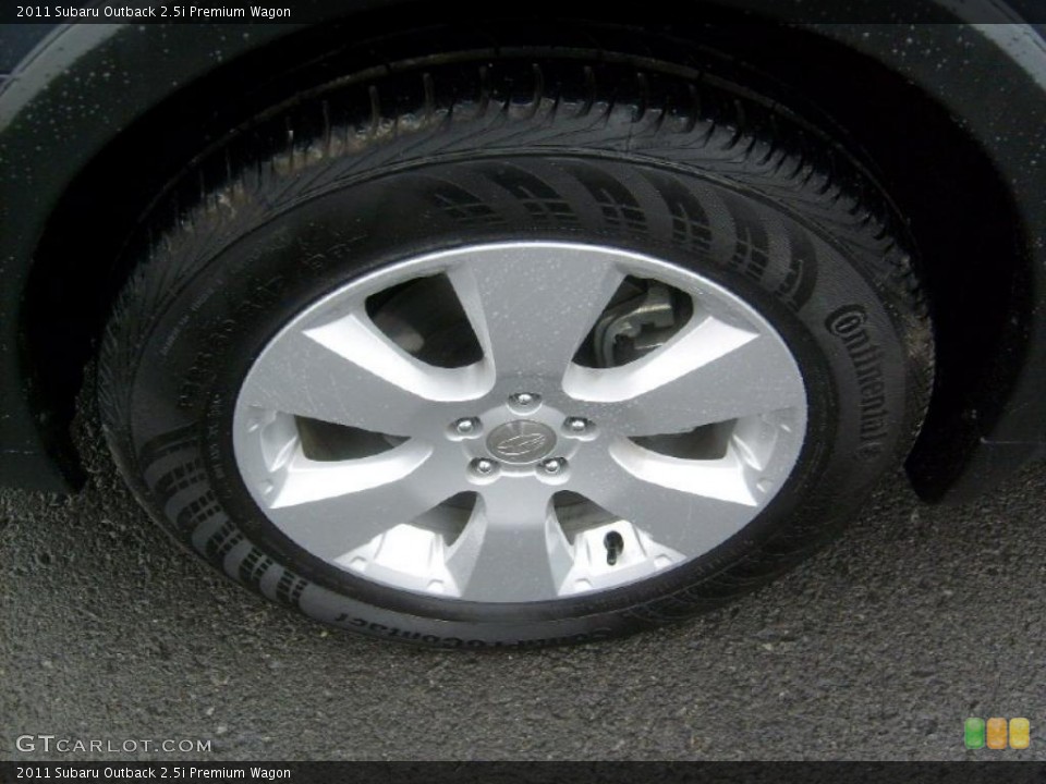 2011 Subaru Outback 2.5i Premium Wagon Wheel and Tire Photo #39332972