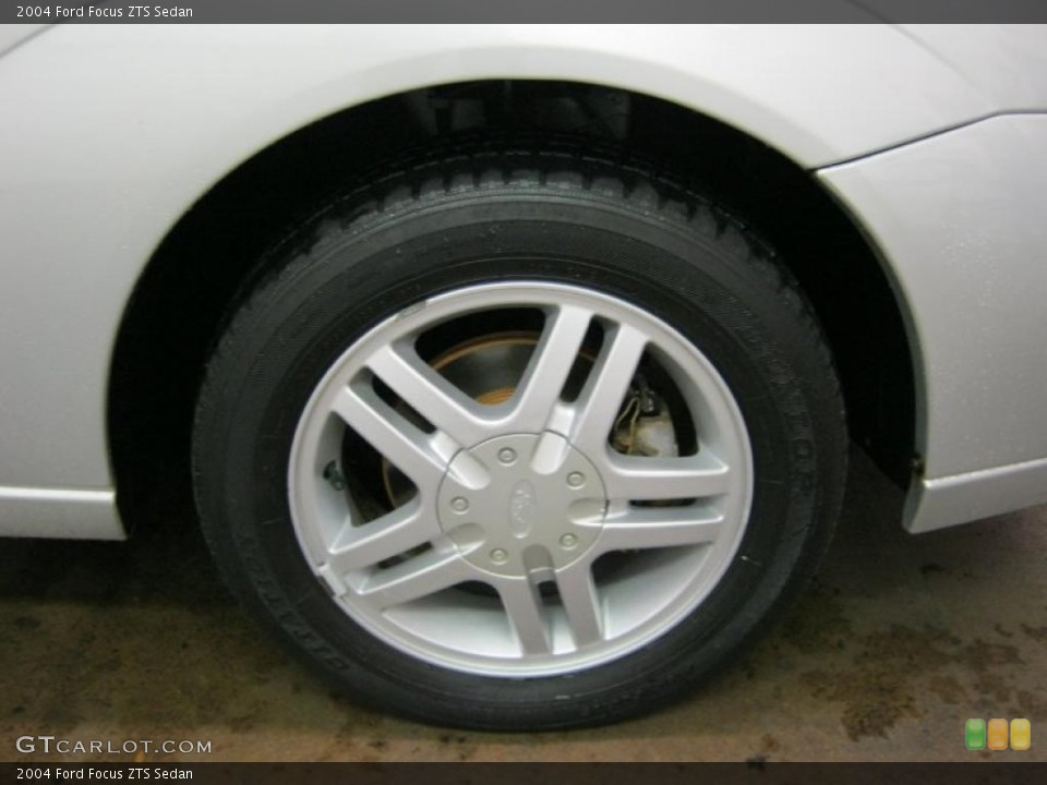 2004 Ford Focus ZTS Sedan Wheel and Tire Photo #39365604