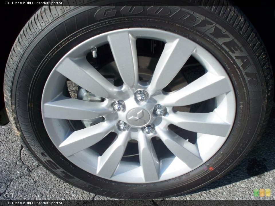 2011 Mitsubishi Outlander Sport SE Wheel and Tire Photo #39366028