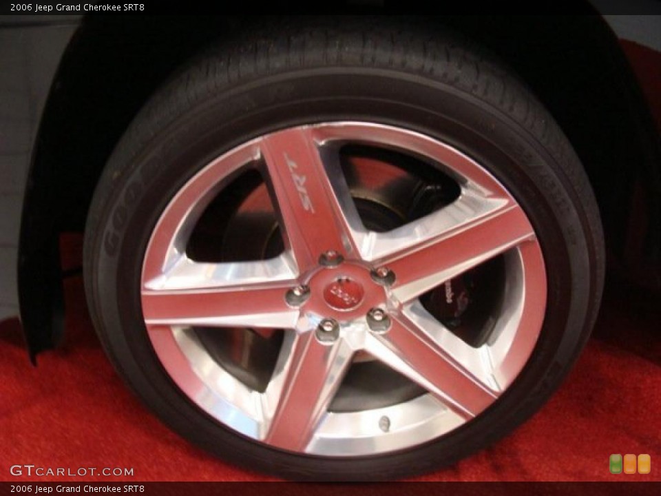 2006 Jeep Grand Cherokee SRT8 Wheel and Tire Photo #39371686