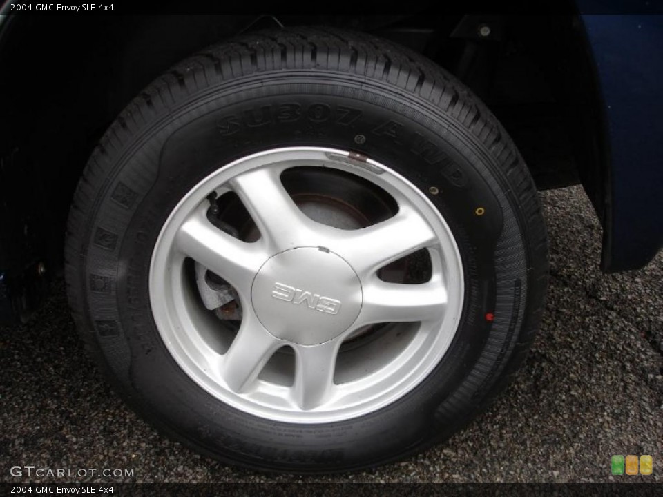 2004 GMC Envoy SLE 4x4 Wheel and Tire Photo #39402753
