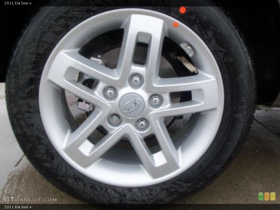 2011 Kia Soul + Wheel and Tire Photo #39407153