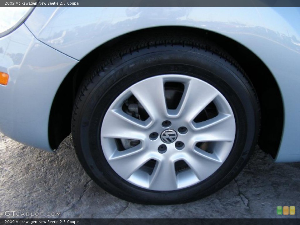 2009 Volkswagen New Beetle 2.5 Coupe Wheel and Tire Photo #39417549