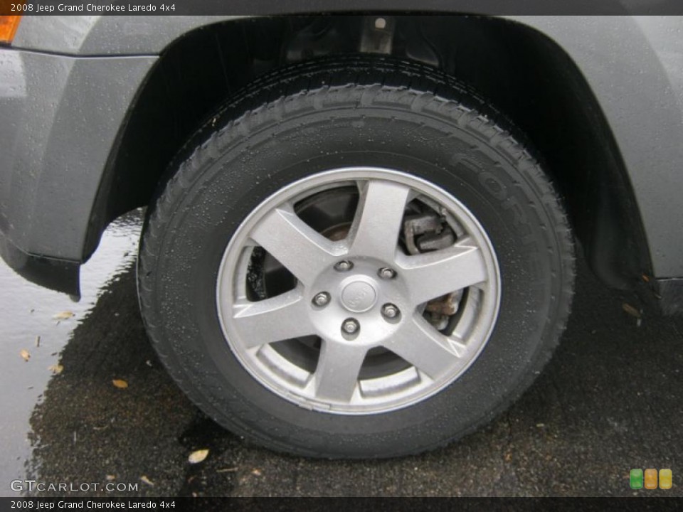 2008 Jeep Grand Cherokee Laredo 4x4 Wheel and Tire Photo #39423506