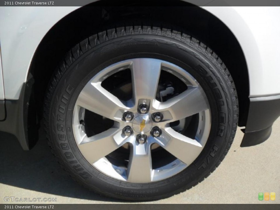 2011 Chevrolet Traverse LTZ Wheel and Tire Photo #39425270