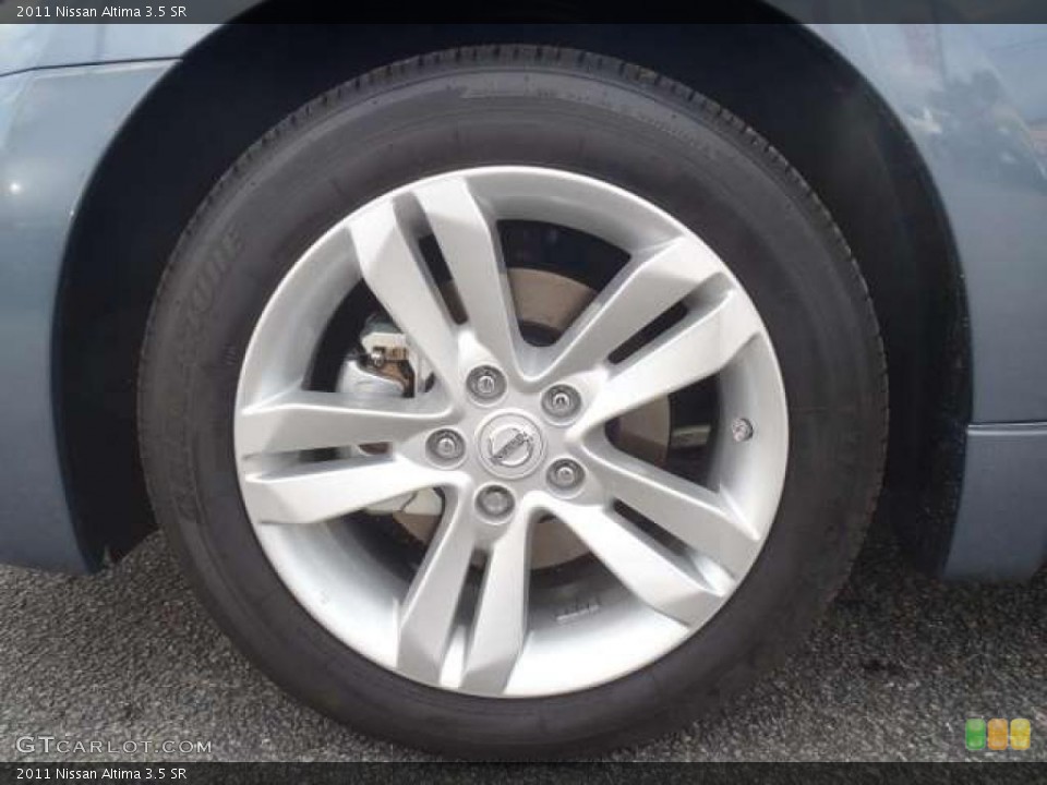 2011 Nissan Altima 3.5 SR Wheel and Tire Photo #39433354