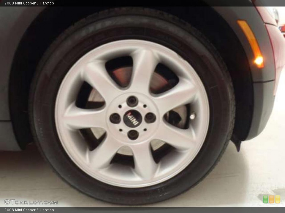2008 Mini Cooper S Hardtop Wheel and Tire Photo #39433706