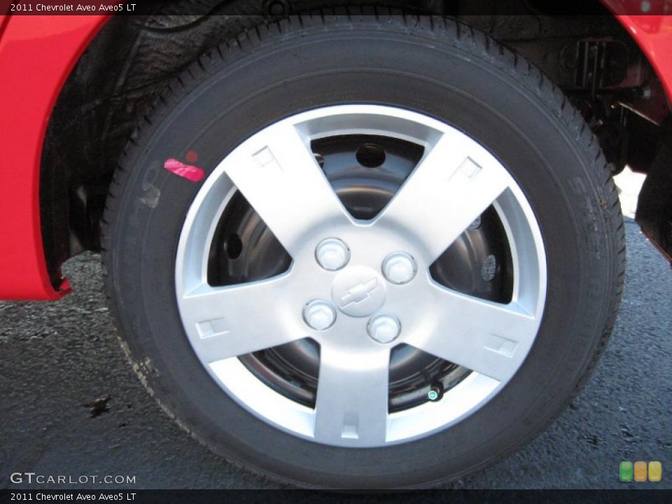2011 Chevrolet Aveo Aveo5 LT Wheel and Tire Photo #39436694