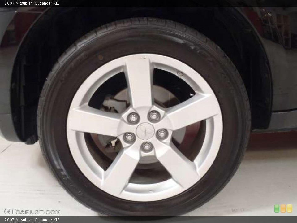 2007 Mitsubishi Outlander XLS Wheel and Tire Photo #39506061