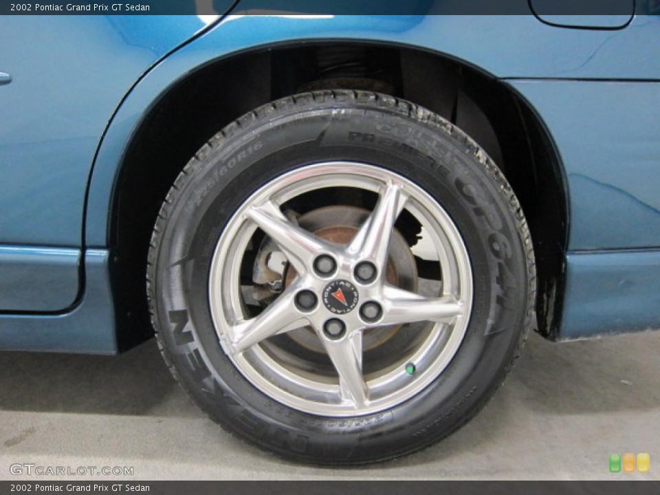 2002 Pontiac Grand Prix GT Sedan Wheel and Tire Photo #39511053
