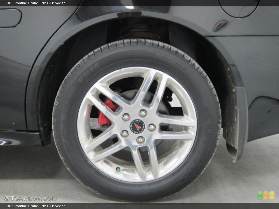 2005 Pontiac Grand Prix GTP Sedan Wheel and Tire Photo #39512436