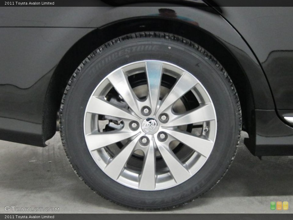 2011 Toyota Avalon Limited Wheel and Tire Photo #39512616