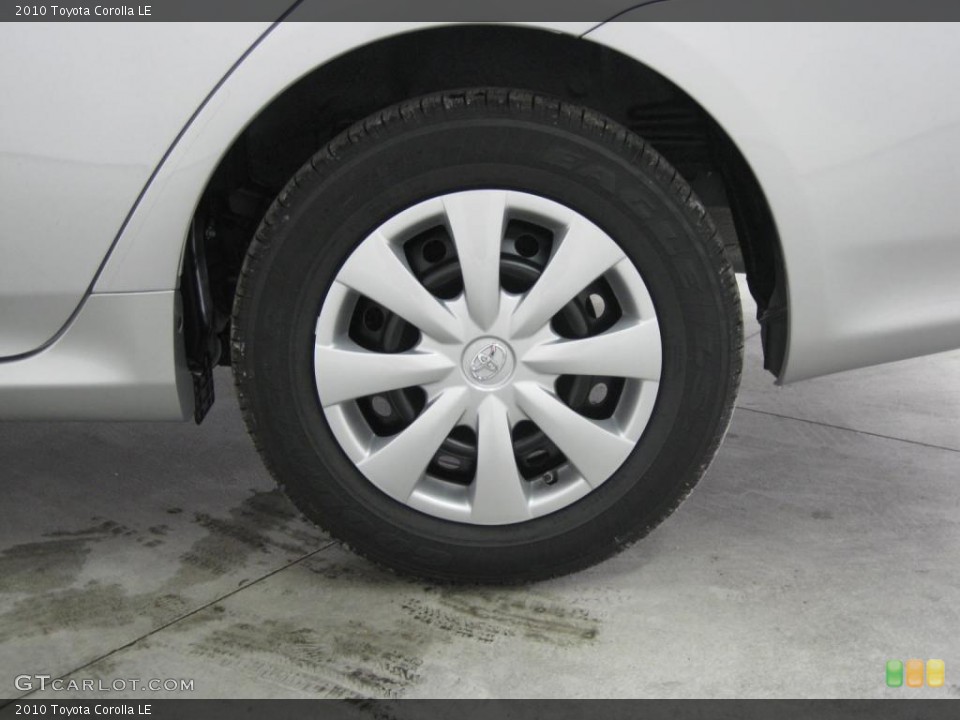 2010 Toyota Corolla LE Wheel and Tire Photo #39524689