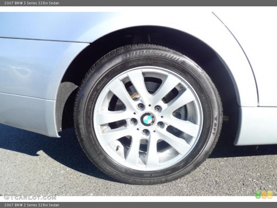 2007 BMW 3 Series 328xi Sedan Wheel and Tire Photo #39525033