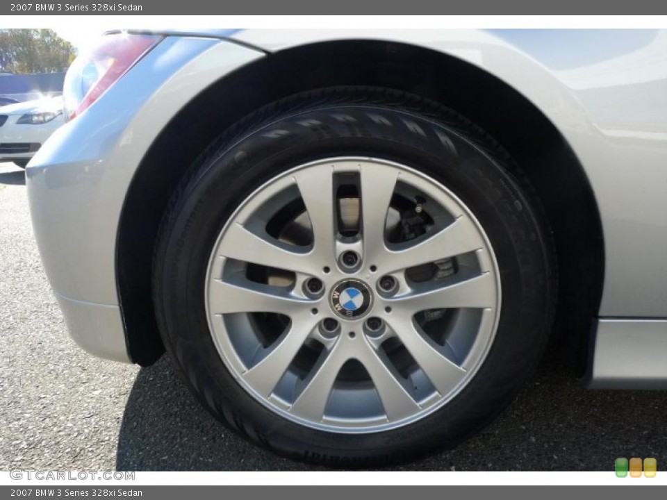 2007 BMW 3 Series 328xi Sedan Wheel and Tire Photo #39526937