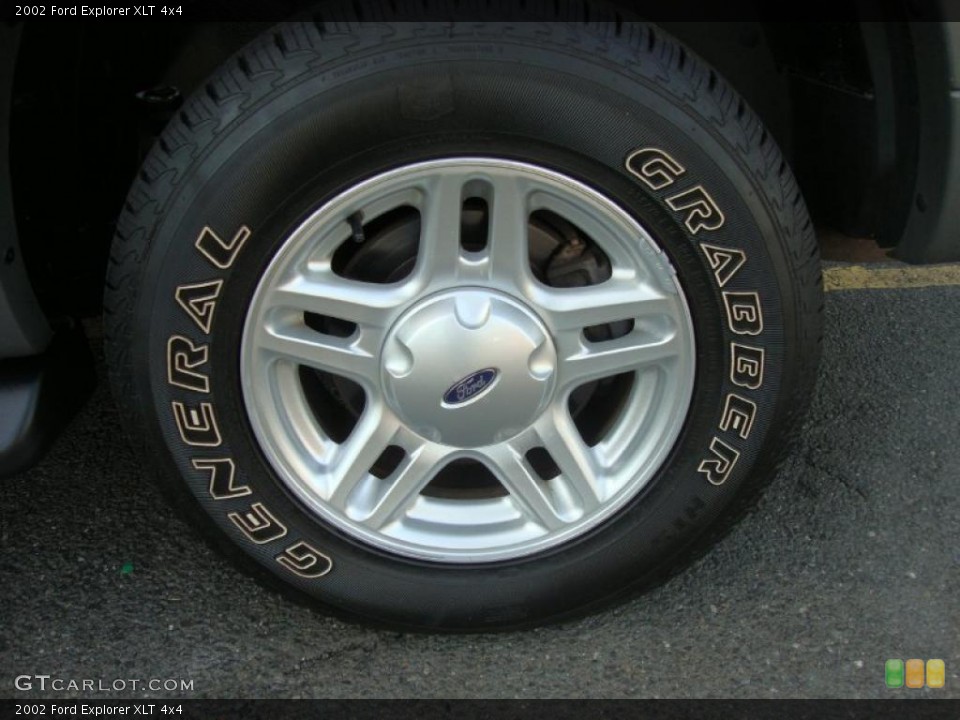 2002 Ford Explorer XLT 4x4 Wheel and Tire Photo #39544686