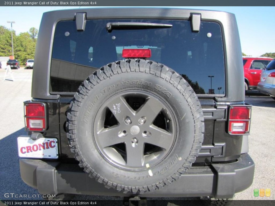 2011 Jeep Wrangler Call of Duty: Black Ops Edition 4x4 Wheel and Tire Photo #39586641