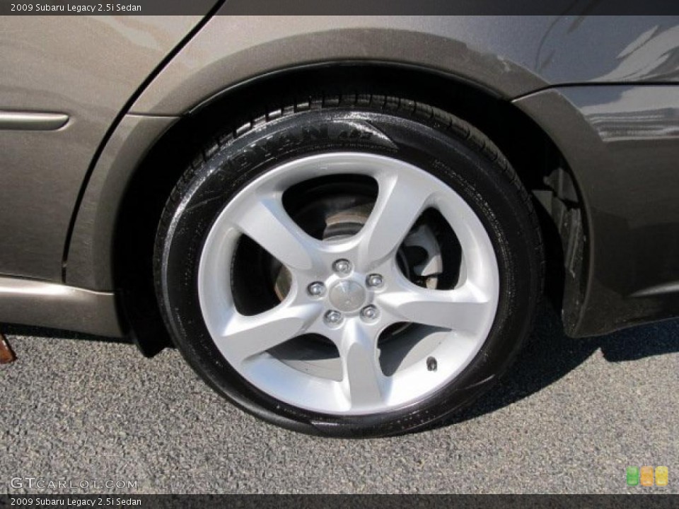 2009 Subaru Legacy 2.5i Sedan Wheel and Tire Photo #39595891