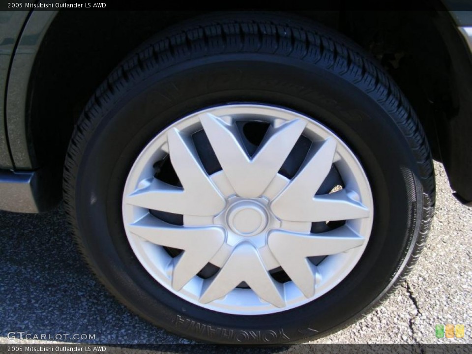 2005 Mitsubishi Outlander Wheels and Tires