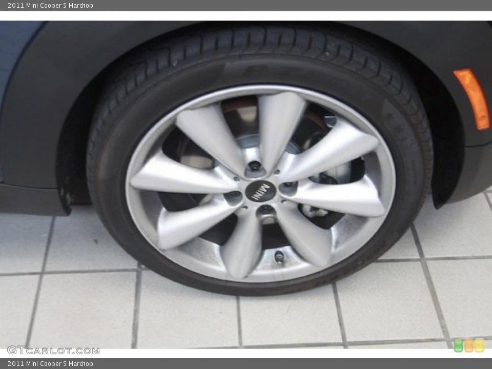 2011 Mini Cooper S Hardtop Wheel and Tire Photo #39633894