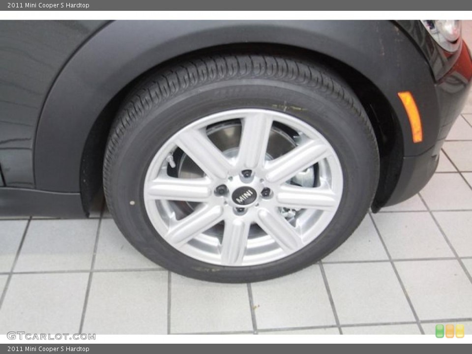 2011 Mini Cooper S Hardtop Wheel and Tire Photo #39634094