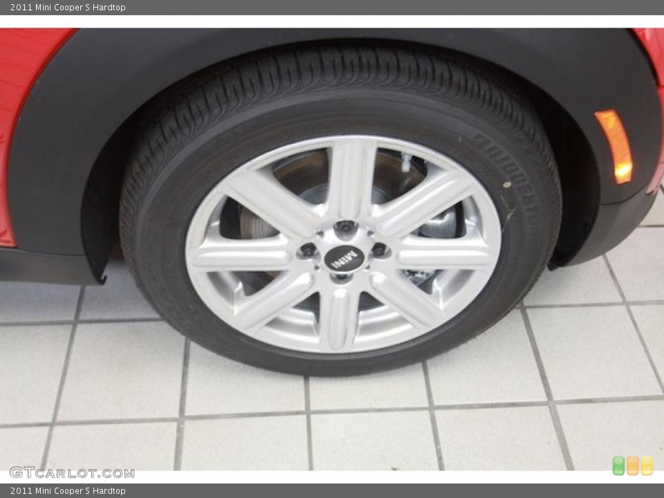 2011 Mini Cooper S Hardtop Wheel and Tire Photo #39634498