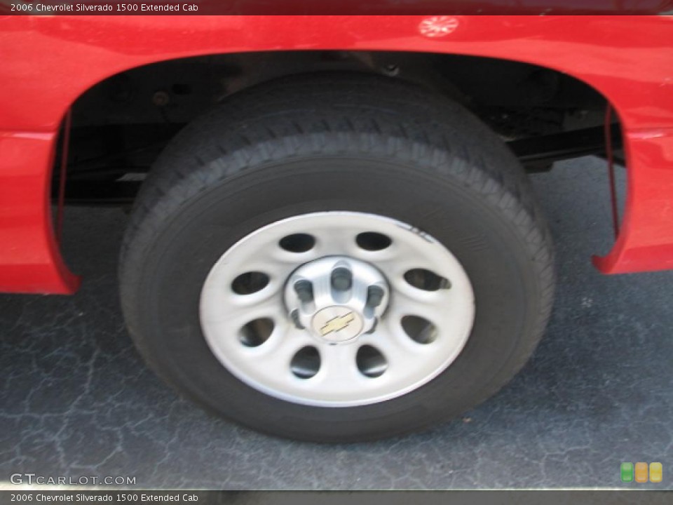 2006 Chevrolet Silverado 1500 Extended Cab Wheel and Tire Photo #39744646