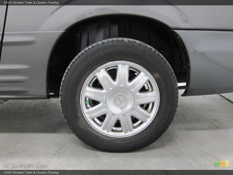 2004 Chrysler Town & Country Touring Wheel and Tire Photo #39748126