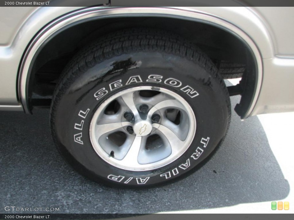 2000 Chevrolet Blazer LT Wheel and Tire Photo #39758186
