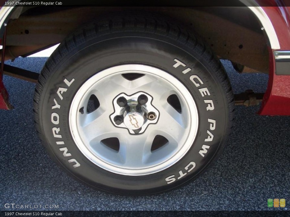1997 Chevrolet S10 Regular Cab Wheel and Tire Photo #39784758