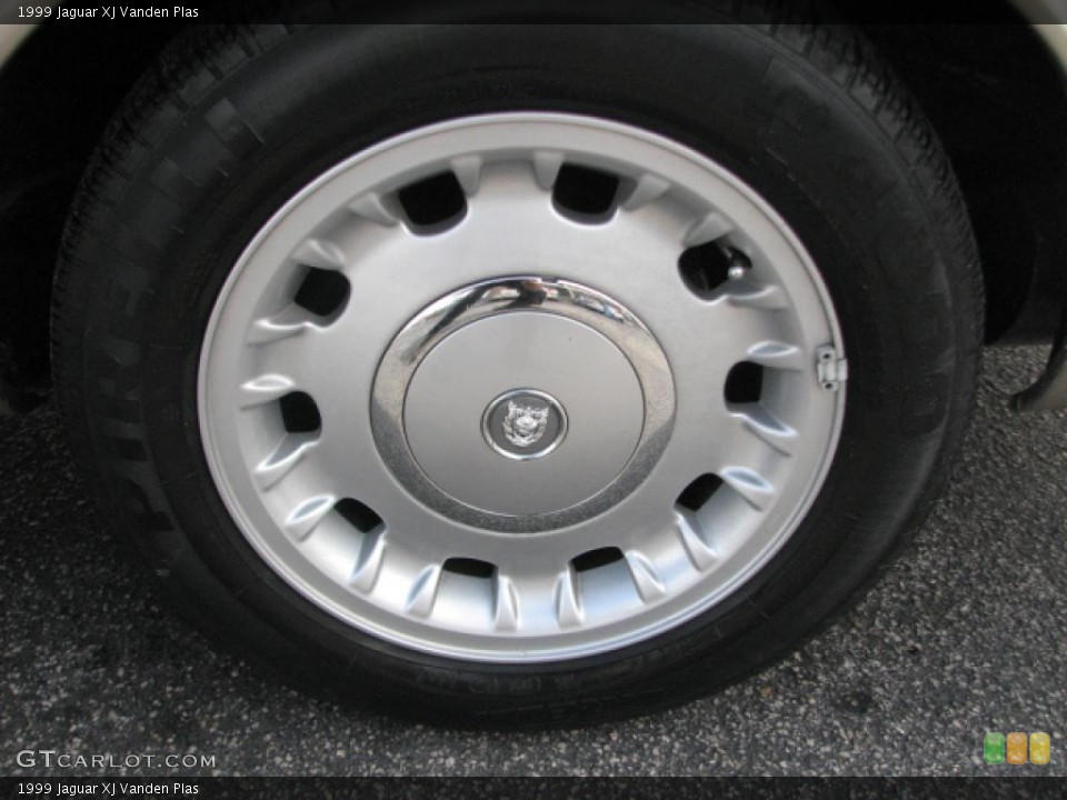 1999 Jaguar XJ Vanden Plas Wheel and Tire Photo #39808466