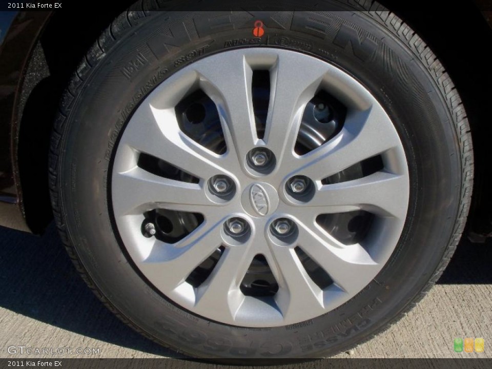2011 Kia Forte EX Wheel and Tire Photo #39817052
